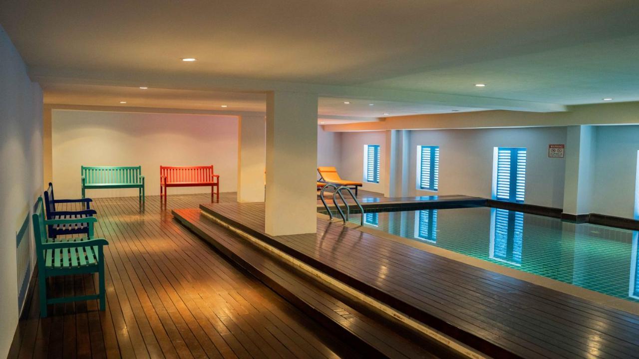 Kaizen Hotel & Suites Melaka Exteriör bild