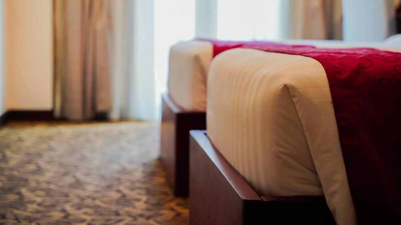 Kaizen Hotel & Suites Melaka Exteriör bild