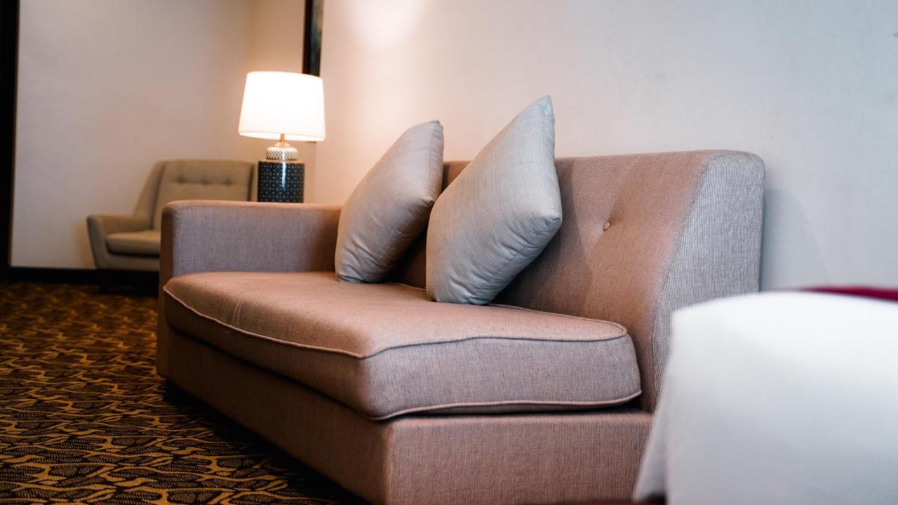 Kaizen Hotel & Suites Melaka Exteriör bild